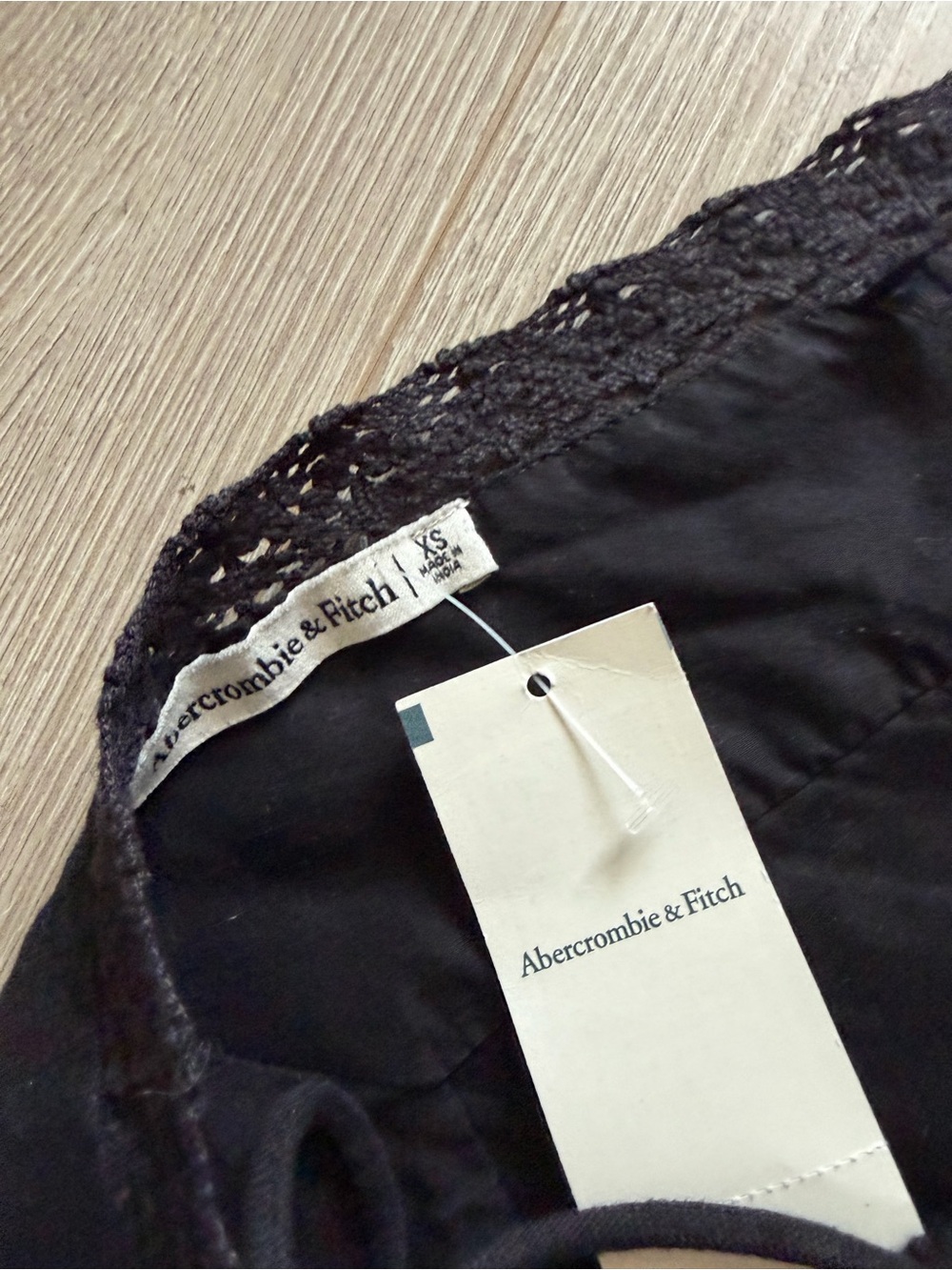 Abercrombie Linen Blend Bandana Top Black cowgirl lace halter open back western - Picture 5 of 6